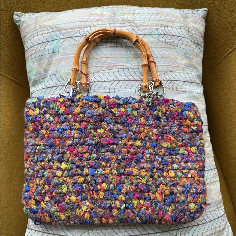 Handcrafted Multicolor felted wool and ribbon Satchel with Wooden Handle - Picture 3 of 4